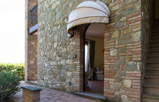 Elegant Apartments in Resort With Swimming Pool set in Nature - Foto 3