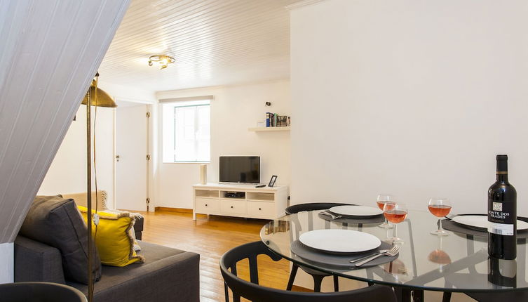 Photo 1 - JOIVY Stylish 1-bed flat w/ city views in Alfama