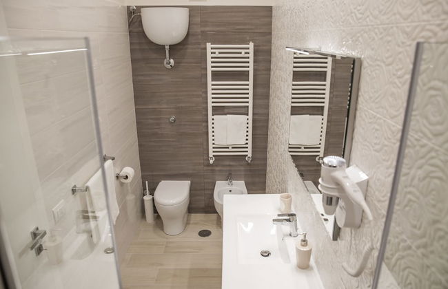 Gleda Rooms Deluxe - Photo 32