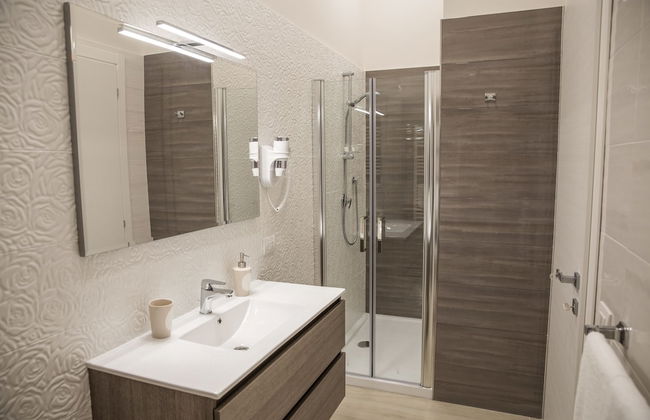 Gleda Rooms Deluxe - Photo 31