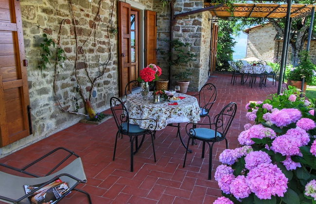 _x000d_ farmhouse in Loro Ciuffenna - Photo 25
