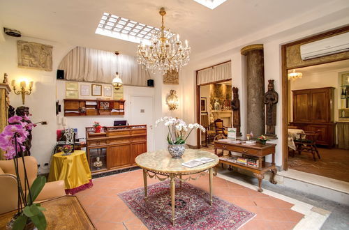 Photo 4 - Navona Gallery Suites