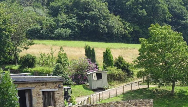 Photo 1 - Outstandingly Situated Cosy Shepherds Hut