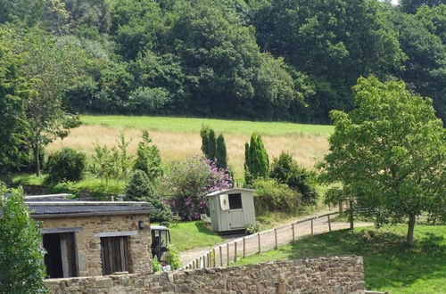 Photo 1 - Outstandingly Situated Cosy Shepherds Hut