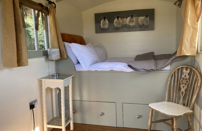 Outstandingly Situated Cosy Shepherds Hut - Foto 3
