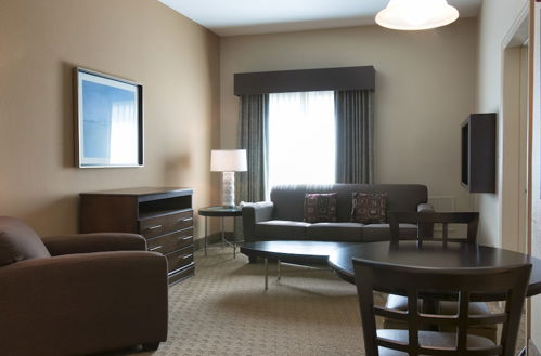 Photo 9 - Hawthorn Suites by Wyndham Lake Buena Vista, a staySky Hotel