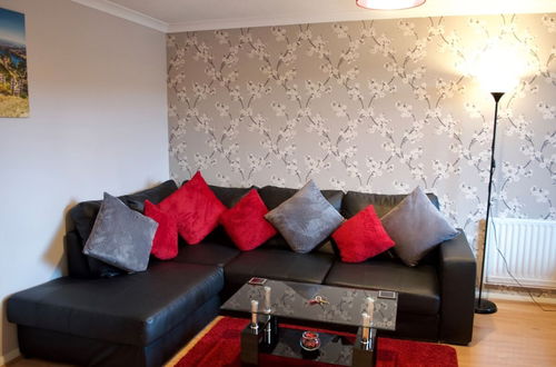 Photo 15 - Comfortable & Bright 2 Bed Near Leith Walk