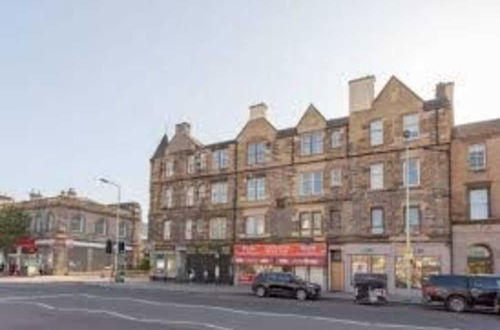 Photo 18 - Comfortable & Bright 2 Bed Near Leith Walk