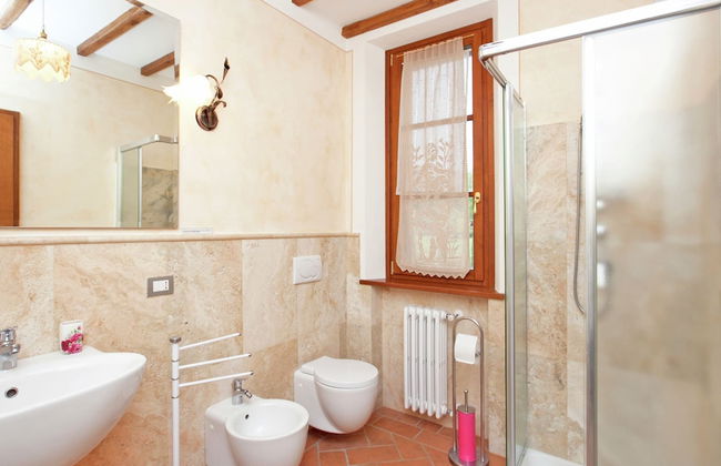 Cottage in Tuscany With Pool & Olive Groves - Foto 10