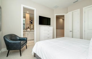 Photo 3 - Amazing Location Modern Townhome Close To Disney