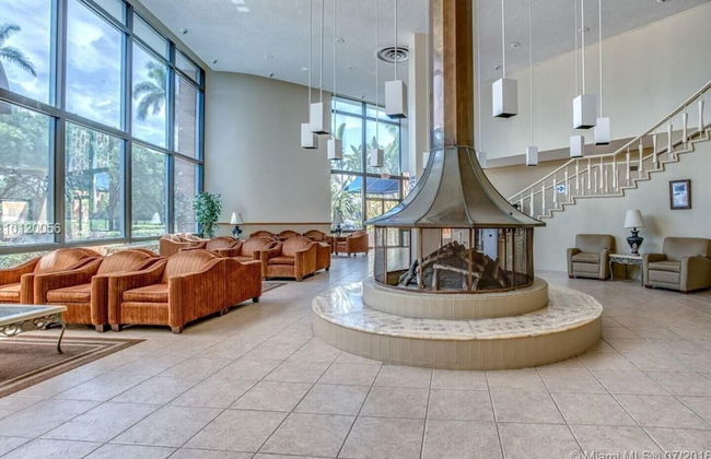 Amazing Apartment,hallandale Beach, Walk to Ocean! - Foto 2