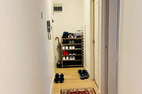 Photo 10 - Comfortable 2 Bedroom Apartment in West London