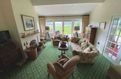 Photo 12 - Luxury Accom. With Pool Henbury, Macclesfield