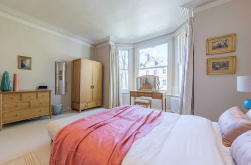 Foto 7 - Homely 2 Bedroom Victorian Apartment in Hampstead