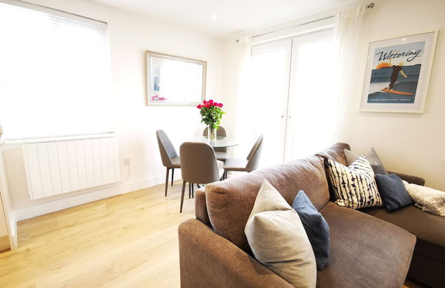 Seaside Apartment in the Heart of East Wittering Village - Foto 21