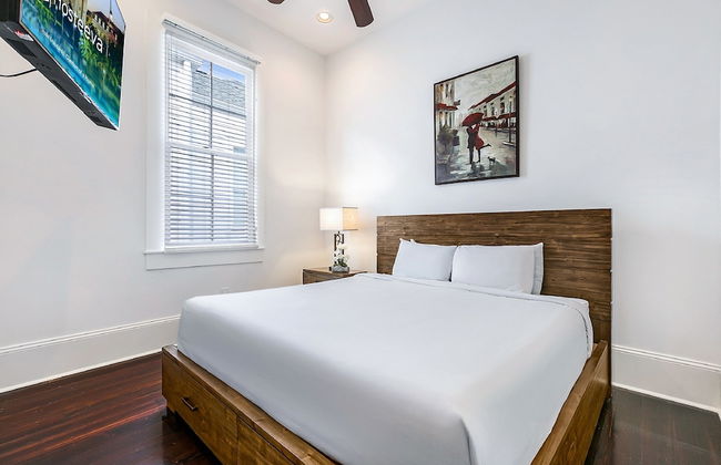 Terpsichore-Carondelet Residences - Photo 5