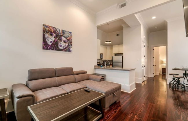 Terpsichore-Carondelet Residences - Photo 44