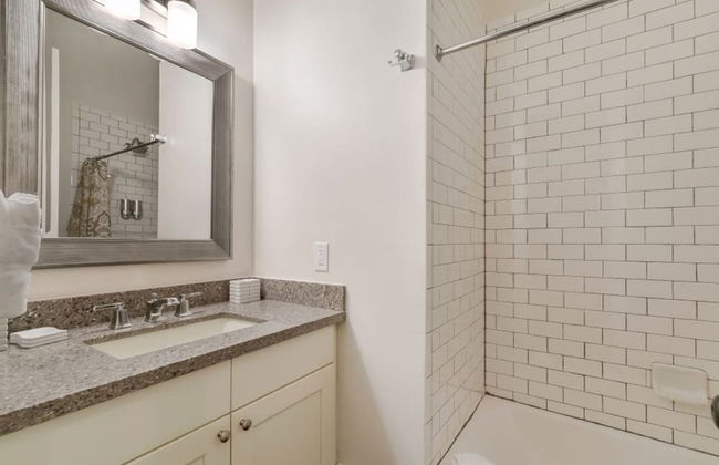 Terpsichore-Carondelet Residences - Photo 56