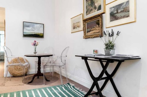 Photo 6 - 2 Bed 2 Bath Garden Flat in Victoria Pimlico