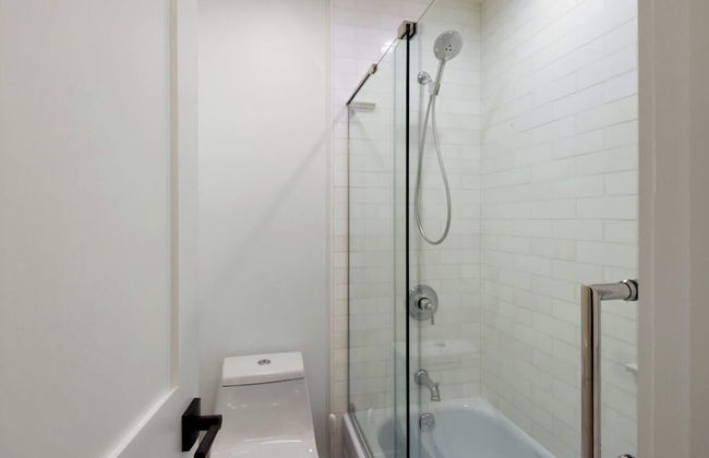 Soak in Luxury Lake Views of Tahoe From Deck - Foto 20