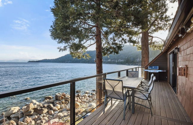 Soak in Luxury Lake Views of Tahoe From Deck - Foto 1