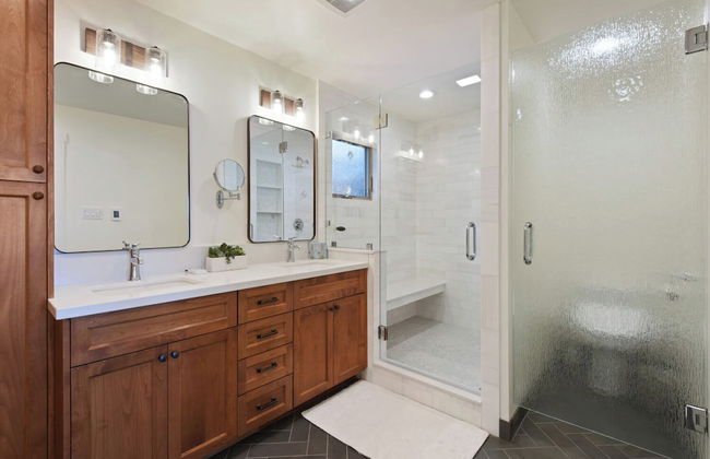 Soak in Luxury Lake Views of Tahoe From Deck - Foto 22