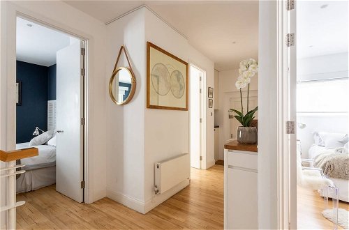 Photo 7 - Fantastic 5 Bed House in Kensington Near Museums
