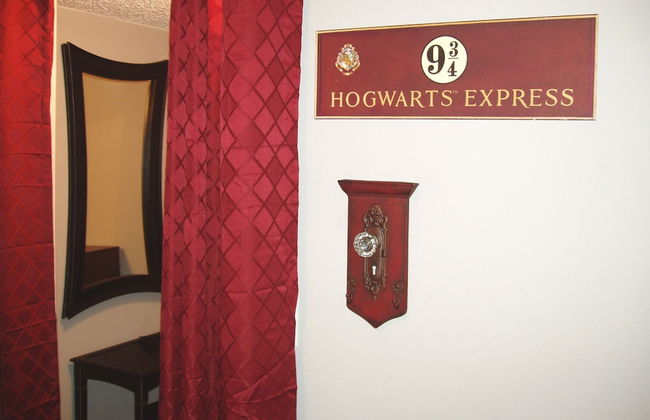 Near Theme Parks! Potter's Castle! Gorgeous, 3 BR's, Sleeps 8, Pool! - Foto 12