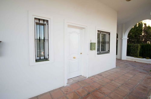 Photo 2 - Benalmadena Front Beach Apartment