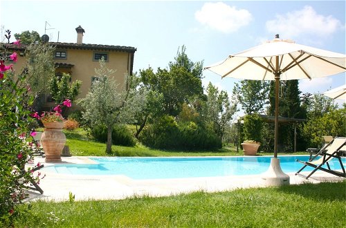 Photo 17 - Private Villa with AC, private pool, WIFI, TV, terrace, pets allowed, parking, close to Arezzo