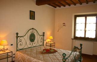 Photo 2 - Private Villa with AC, private pool, WIFI, TV, terrace, pets allowed, parking, close to Arezzo