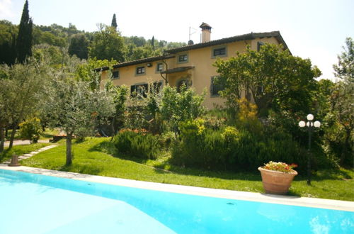 Photo 25 - Private Villa with AC, private pool, WIFI, TV, terrace, pets allowed, parking, close to Arezzo