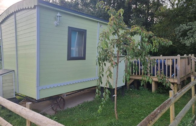 Glamping Hut - Riverview 4 - Foto 1
