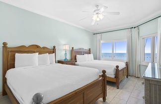 Photo 2 - Coral Reef Beach Resort by Panhandle Getaways