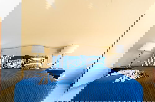 Foto 2 - Casa Marbella Ocean View Penthouse 3 Bedroom Apts by RedAwning