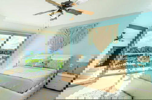 Foto 8 - Casa Marbella Ocean View Penthouse 3 Bedroom Apts by RedAwning