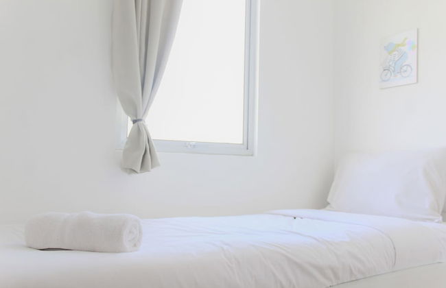 Comfortable 2BR at Emerald Bintaro Apartment - Photo 5