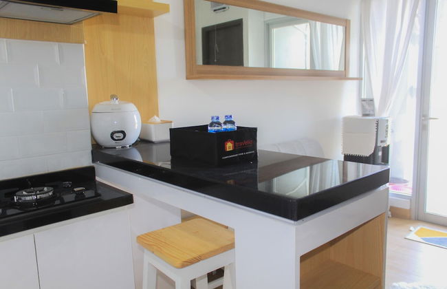Comfortable 2BR at Emerald Bintaro Apartment - Photo 9
