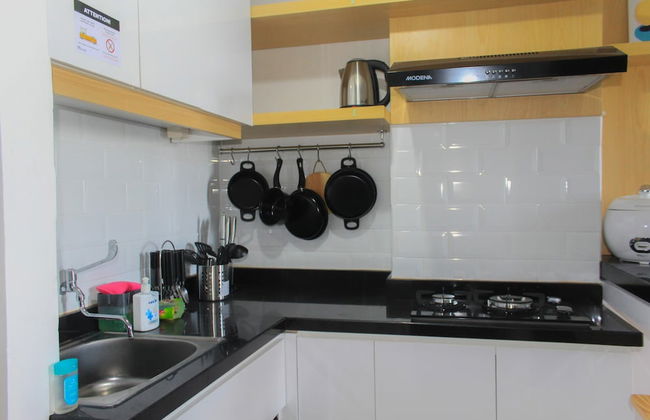 Comfortable 2BR at Emerald Bintaro Apartment - Photo 7