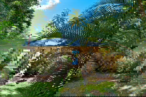 Foto 15 - Enchanting Beachfront Retreat - Leamington Cottage 1 Bedroom Villa by Blue Sky Luxury