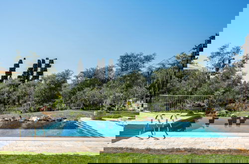 Foto 15 - Mateo Stone Villa with Private Pool by Konnect
