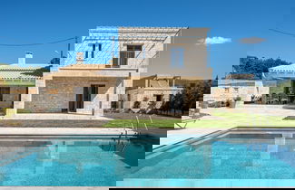 Foto 1 - Mateo Stone Villa with Private Pool by Konnect