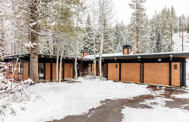 Joy on the River Stunning Waterfront Home for 10 - Photo 66