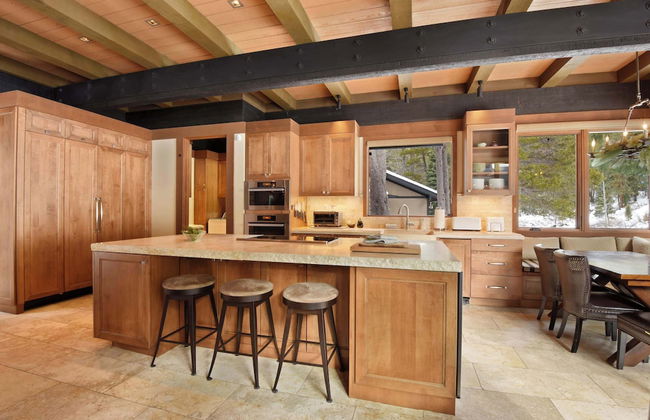 Joy on the River Stunning Waterfront Home for 10 - Photo 20