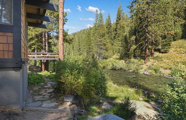 Joy on the River Stunning Waterfront Home for 10 - Photo 54