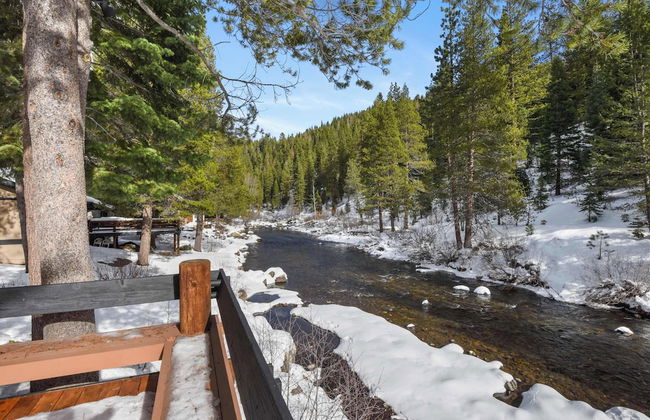 Joy on the River Stunning Waterfront Home for 10 - Photo 55
