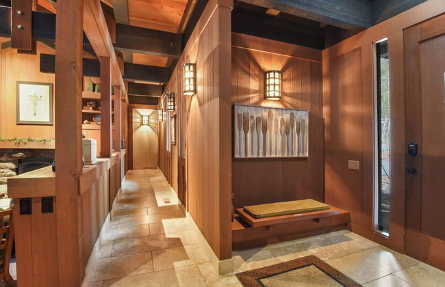 Joy on the River Stunning Waterfront Home for 10 - Photo 40