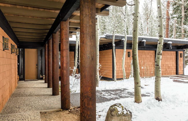 Joy on the River Stunning Waterfront Home for 10 - Photo 46