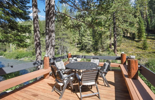 Joy on the River Stunning Waterfront Home for 10 - Photo 60