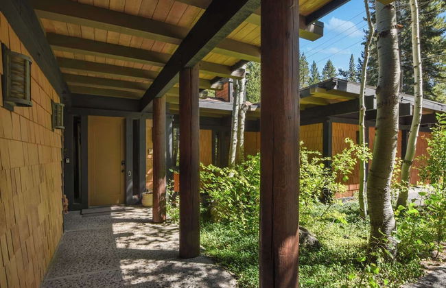 Joy on the River Stunning Waterfront Home for 10 - Photo 51